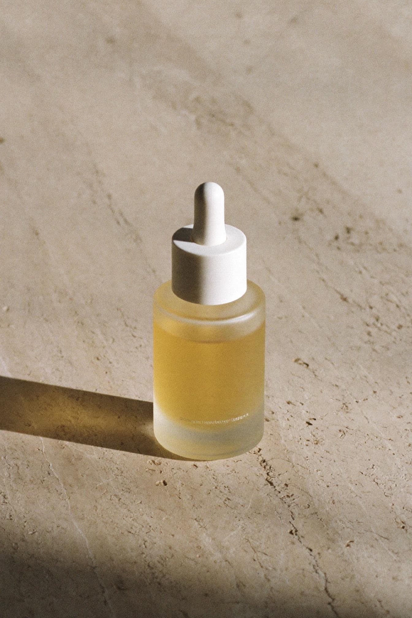 Lumen Skin Clinic — detail imagery